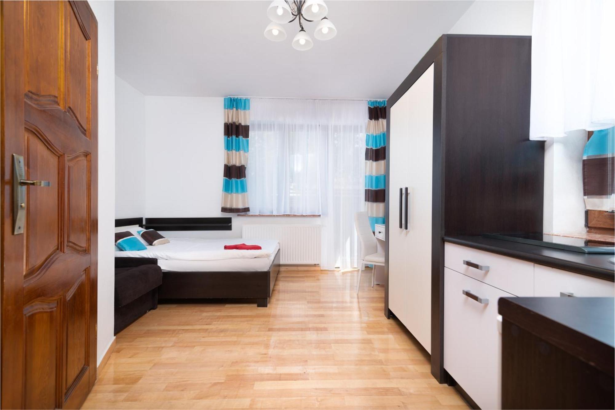 Willa Rubin Nadmorskie Apartamenty Krynica Morska Buitenkant foto